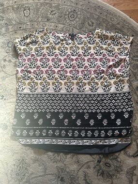 Ann Taylor White Floral Cap-Sleeve Top with Pink & Yellow Accents